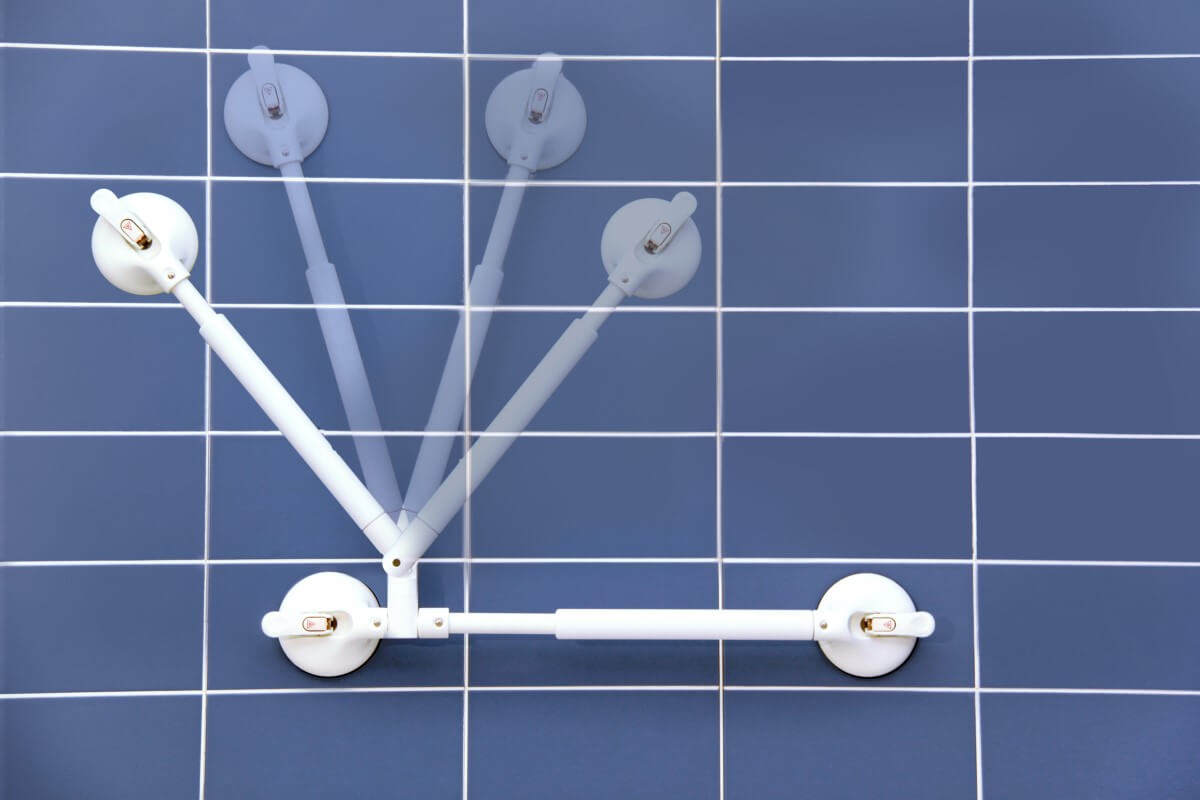 winkelverstellbarer Handlauf Roth Mobeli