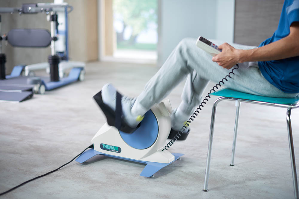 Bein- und Oberkörpertrainer THERA-Trainer mobi 540