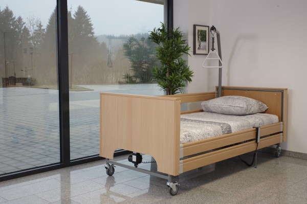 Pflegebett TekVor Care ECOFIT S PLUS mit Holzverkleidung